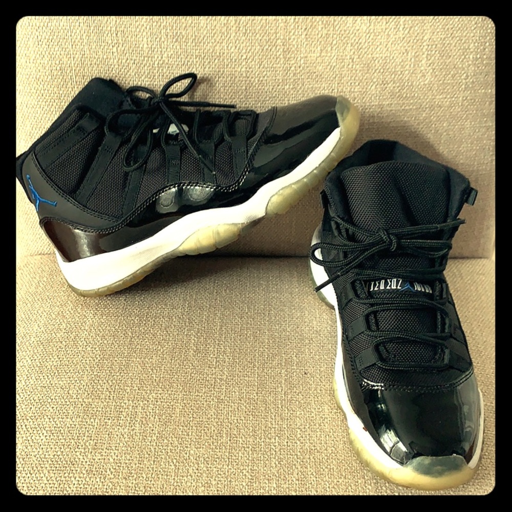 Air Jordan 11 Retro - Space Jam